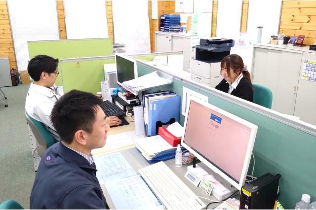 転勤がなく、ライフプランを立てやすいのも魅力◎
埼玉に根差した企業で安定して働けます