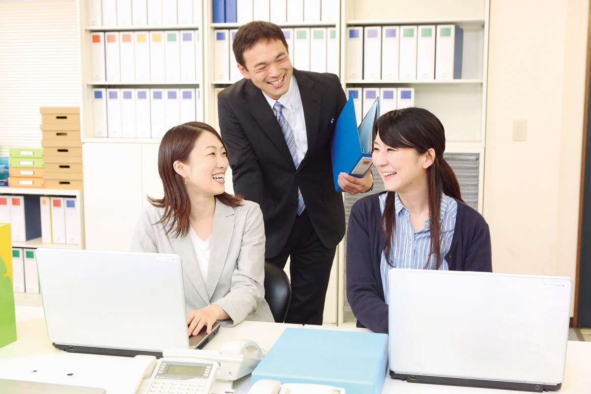 とてもアットホームな事務所であり会社全体もとてもあたたかな社風です!