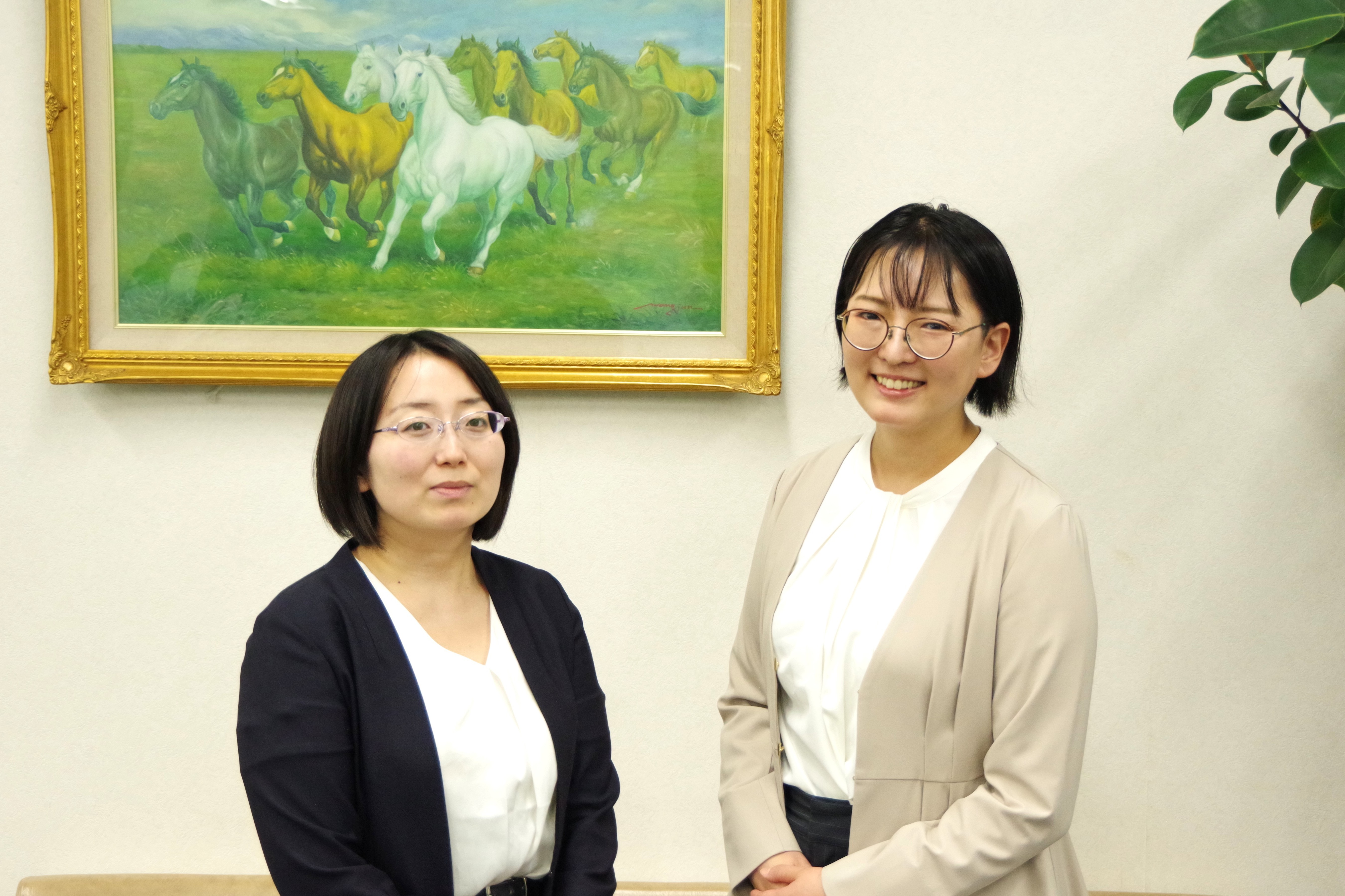 「夢に向かって頑張る人を応援したい」
そんな気持ちがあれば、必ずやりがいを感じられる仕事です!