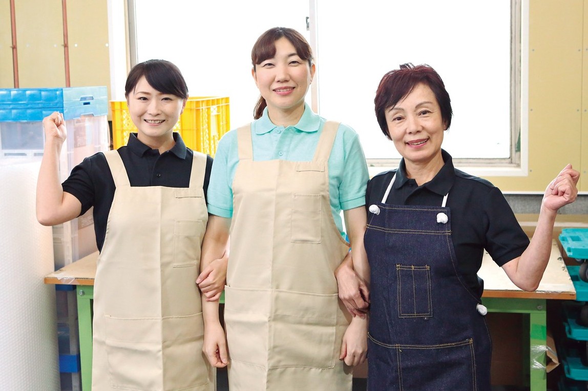 スタッフは、明るく気さくな人ばかり。
チームワークも良い、働きやすい環境です。