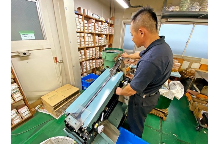 「産業の塩」とも呼ばれている「ネジ」を製造しています。
モノ作りの根本を一緒に支えませんか?