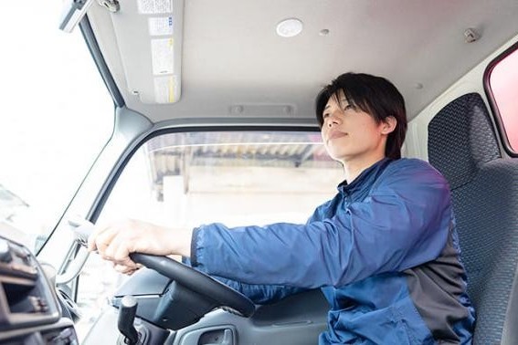あなたの笑顔や心づかいを武器に「地域の顔」として活躍しませんか？