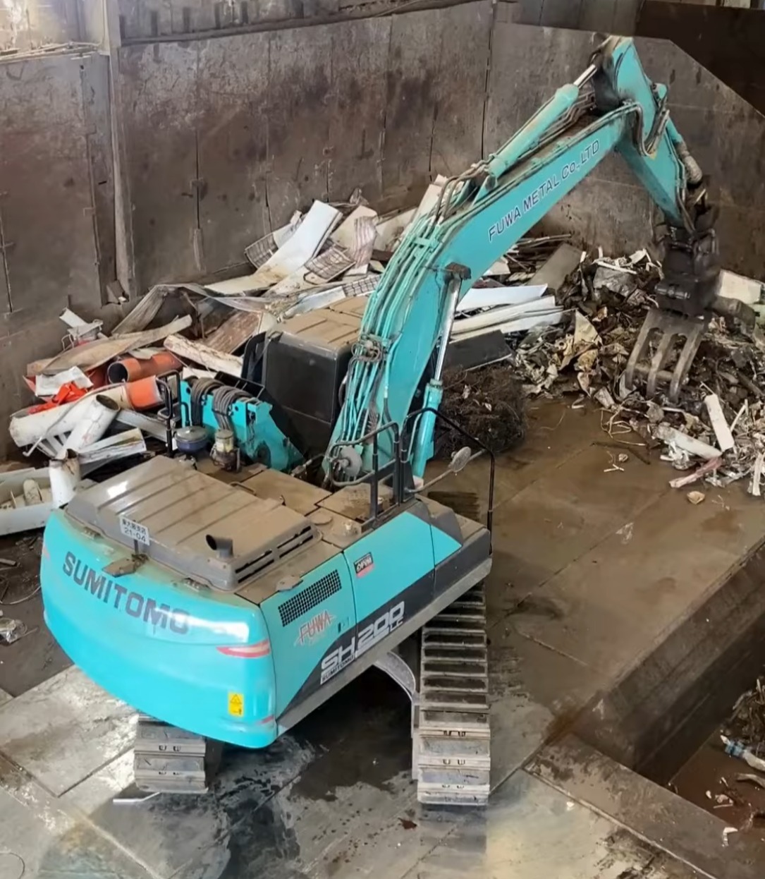 扶和メタル株式会社 動画 フォークリフト