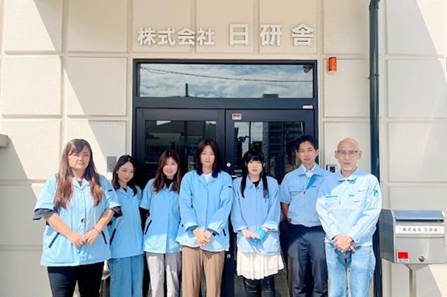 30代・40代の女性がイキイキ活躍中!お客様との対話は無く、コツコツ作業が好きな方にピッタリです♪