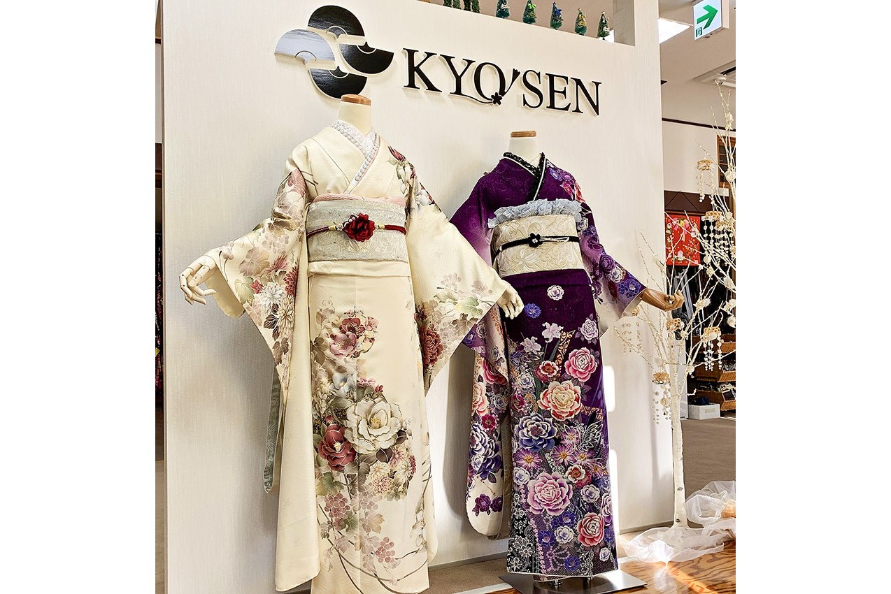 正社員／人柄重視の採用／ノルマなし／振り袖や接客に興味がある方大歓迎／30～50代のスタッフ活躍中きものの販売スタッフ
