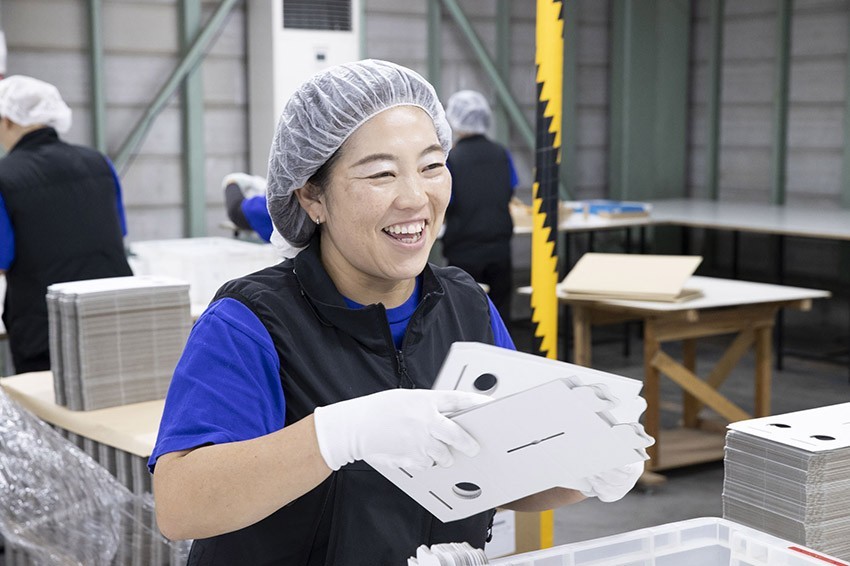 新人さんのサポート体制はばっちり!
イチから丁寧にお教えするので安心してください。