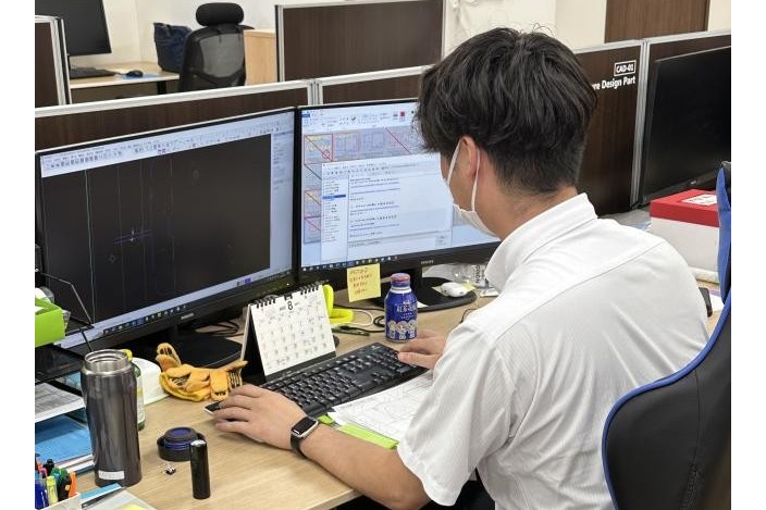 ＜お仕事のご紹介／その1＞
生産管理兼CADオペレーター