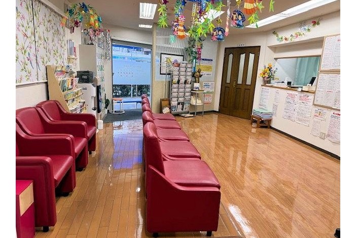 JR神戸線「兵庫」駅、神戸高速線「新開地」駅から徒歩5分!