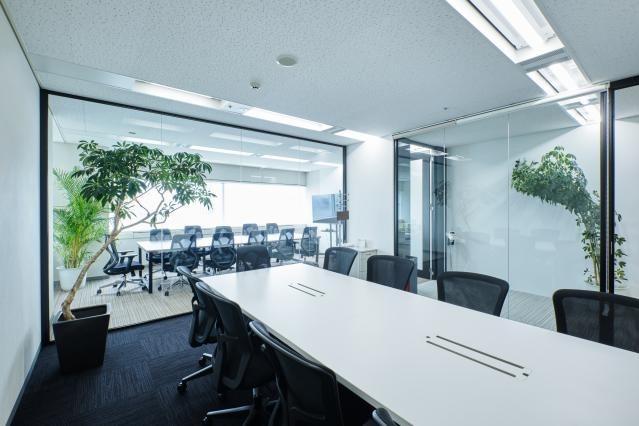 経験を活かし、家事などと両立しながらお仕事を！　1日5h～勤務可／ブランクOK／原則残業なし／駅チカ総務サポートスタッフ