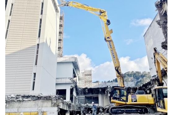 \作業場での選別・清掃作業/フォークリフト、重機免許のある方は資格を活かせます◎