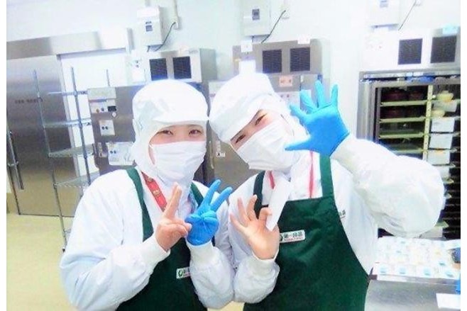 空調・無料駐車場完備で、職場環境も充実◎
勤務開始日はお気軽にご相談ください。